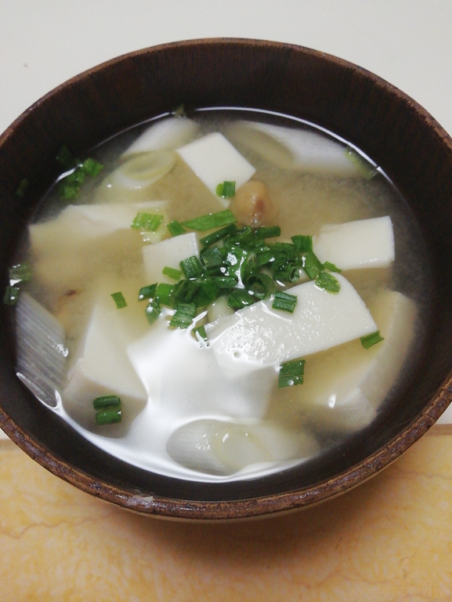 豆腐とサラダ豆の親子麦味噌汁 レシピ・作り方 by イク9110