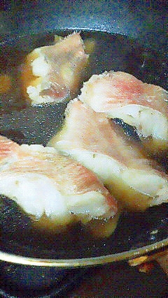 フライパンで時短♪ 金目鯛の煮付け