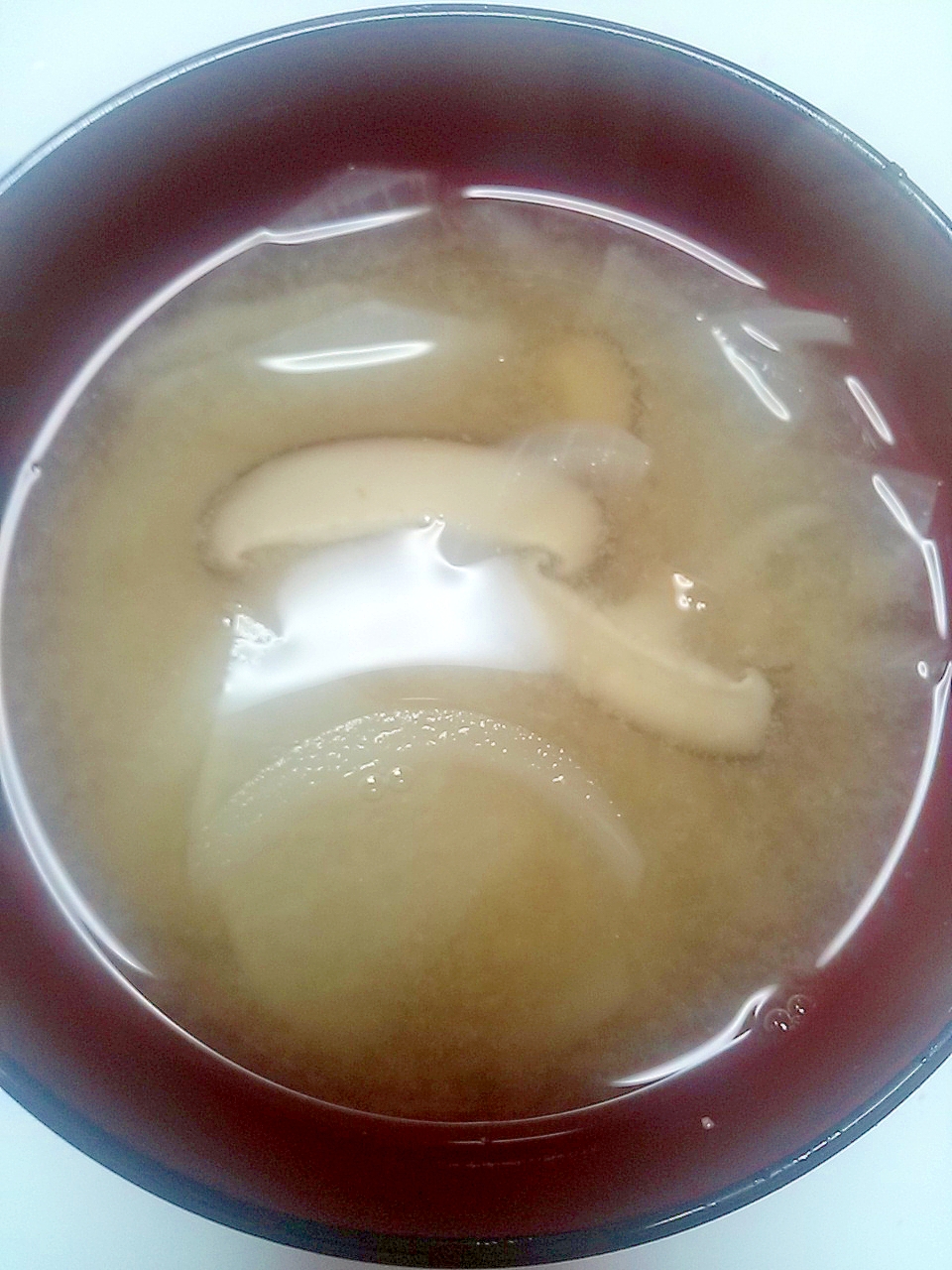 大根 しいたけ 玉ねぎ味噌汁 レシピ 作り方 By ぐっち1618 楽天レシピ 大根 しいたけ 玉ねぎ味噌汁 レシピ 作り方 By ぐっち1618 楽天レシピ