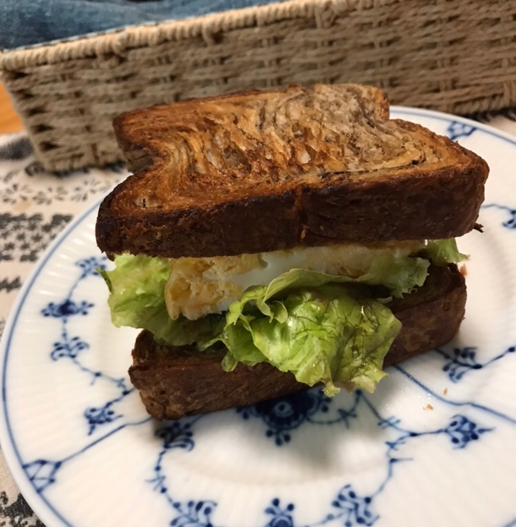チョコデニッシュ食パンでだし巻き卵サンド レシピ 作り方 By ボンド子 楽天レシピ