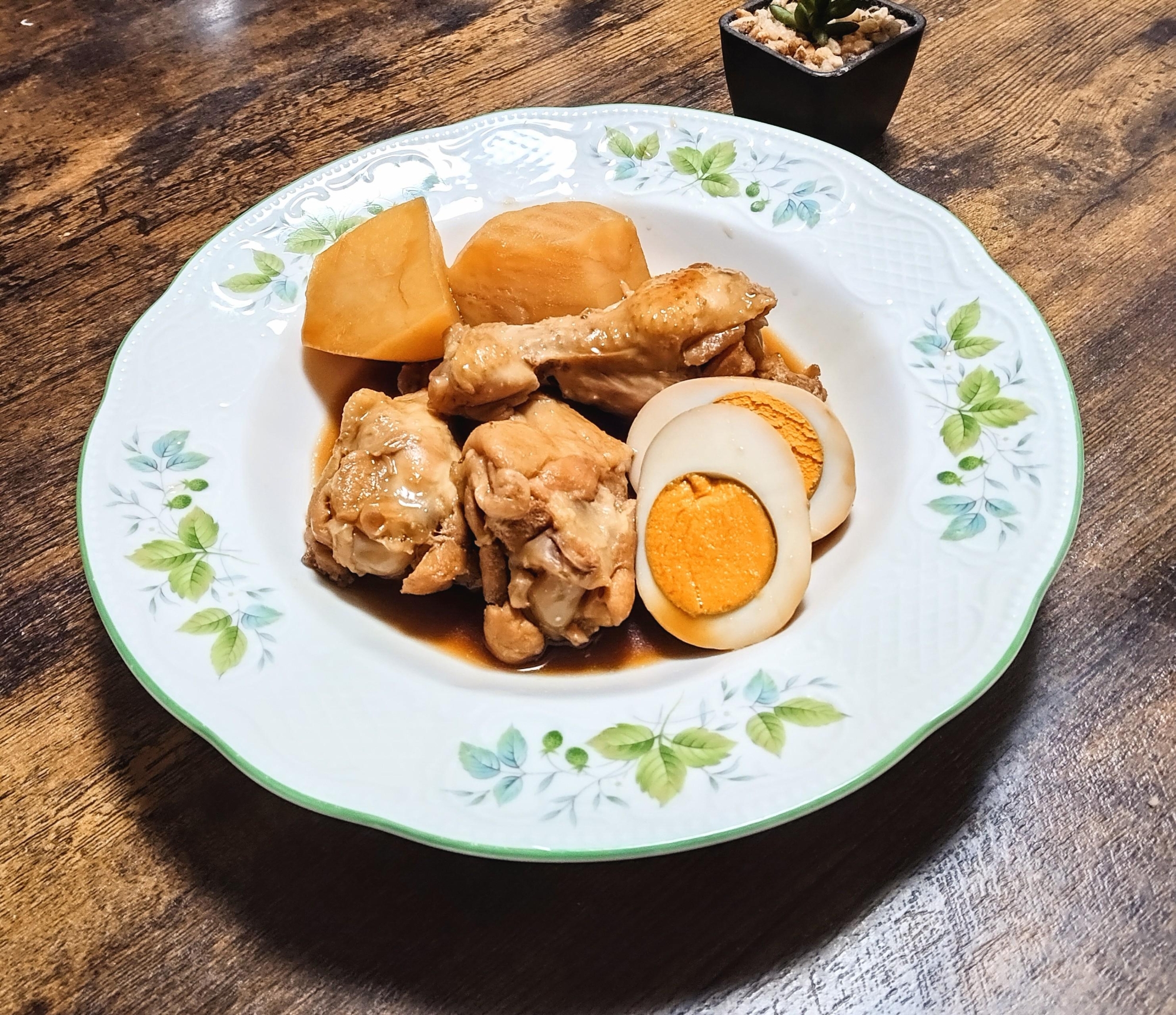 煮豚のたれで鶏肉の煮物
