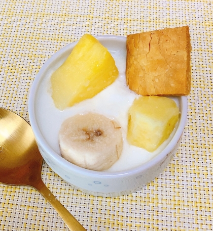 手作りきな粉クッキー、バナナ、パイナップルで作りました✧˖°とてもおいしくできましたෆ*ｵｨｼｨෆ(⸝⸝> ᢦ <⸝⸝)ˎˊ˗