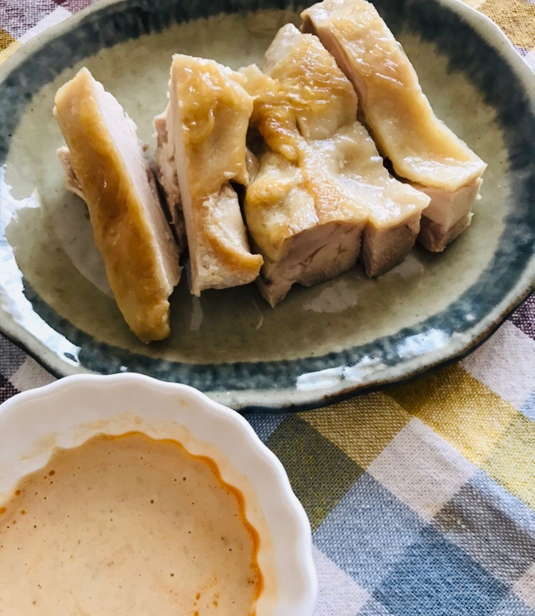 すりごま味噌マヨだれ添え鳥もも肉の塩焼き