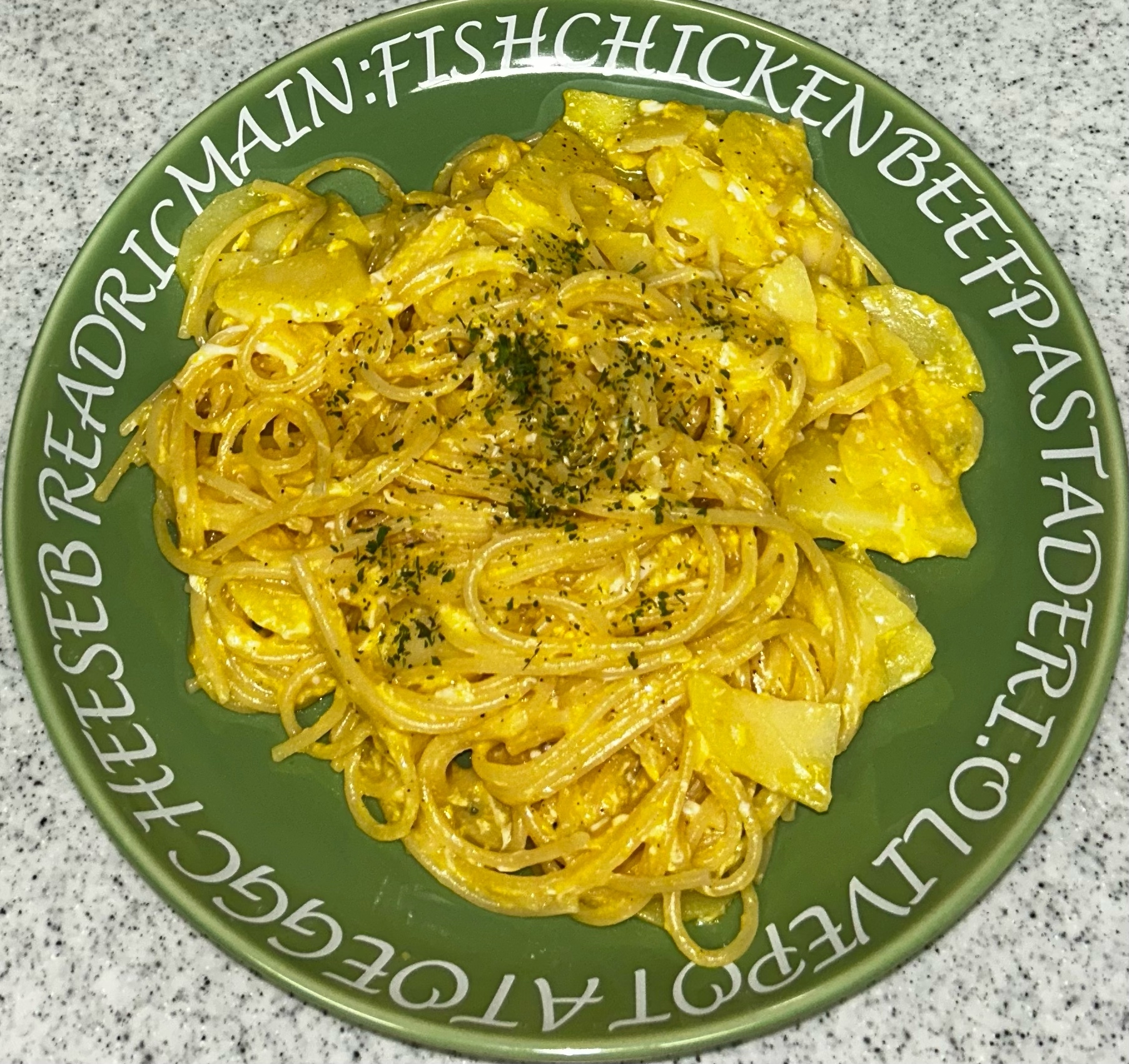 ワンパン♩じゃがいも卵チーズパスタ♫