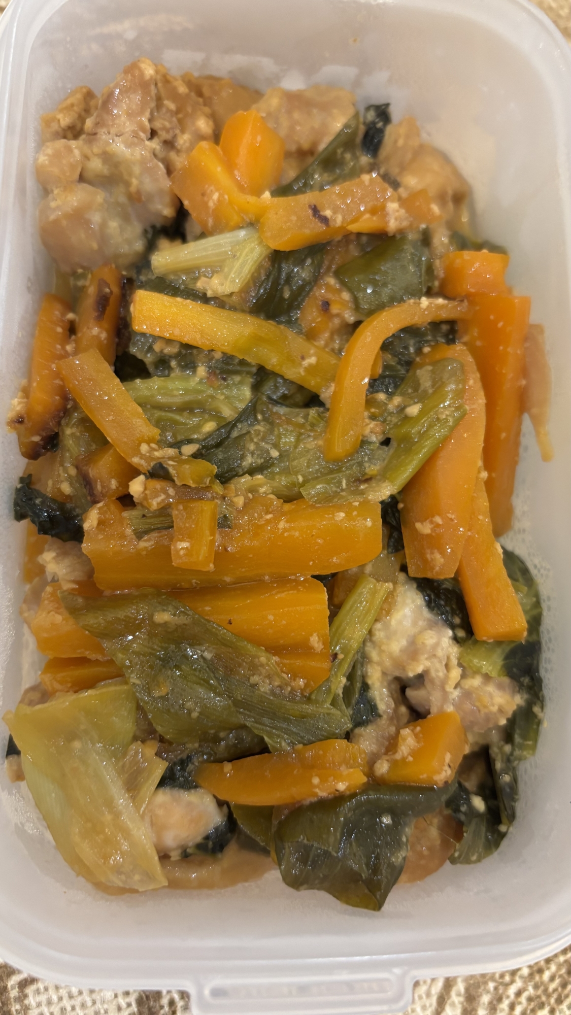 圧力鍋☆野菜たっぷり味噌ヨーグルト鶏肉