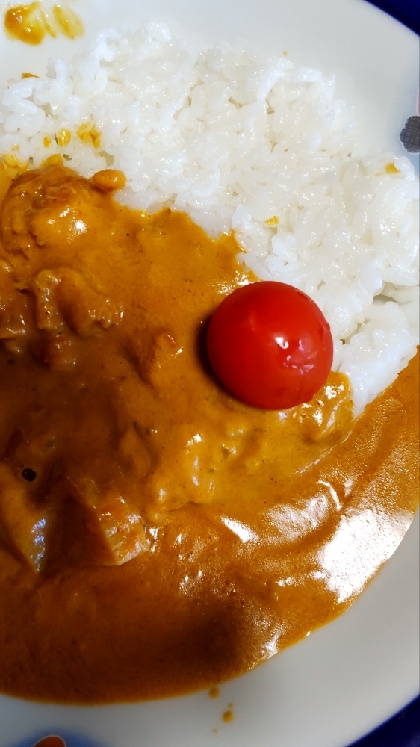 トマトカレー✧˖°