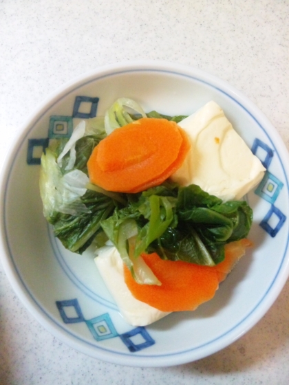 ルクエで簡単♪温豆腐と温野菜