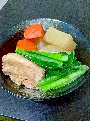 豚と大根煮込み