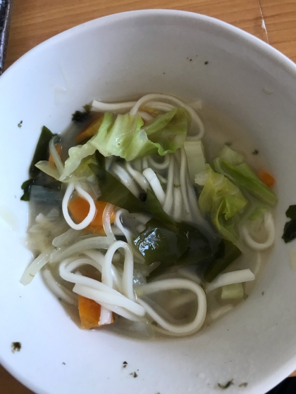 体が温まる！野菜を炒めず簡単！ちゃんぽん風うどん