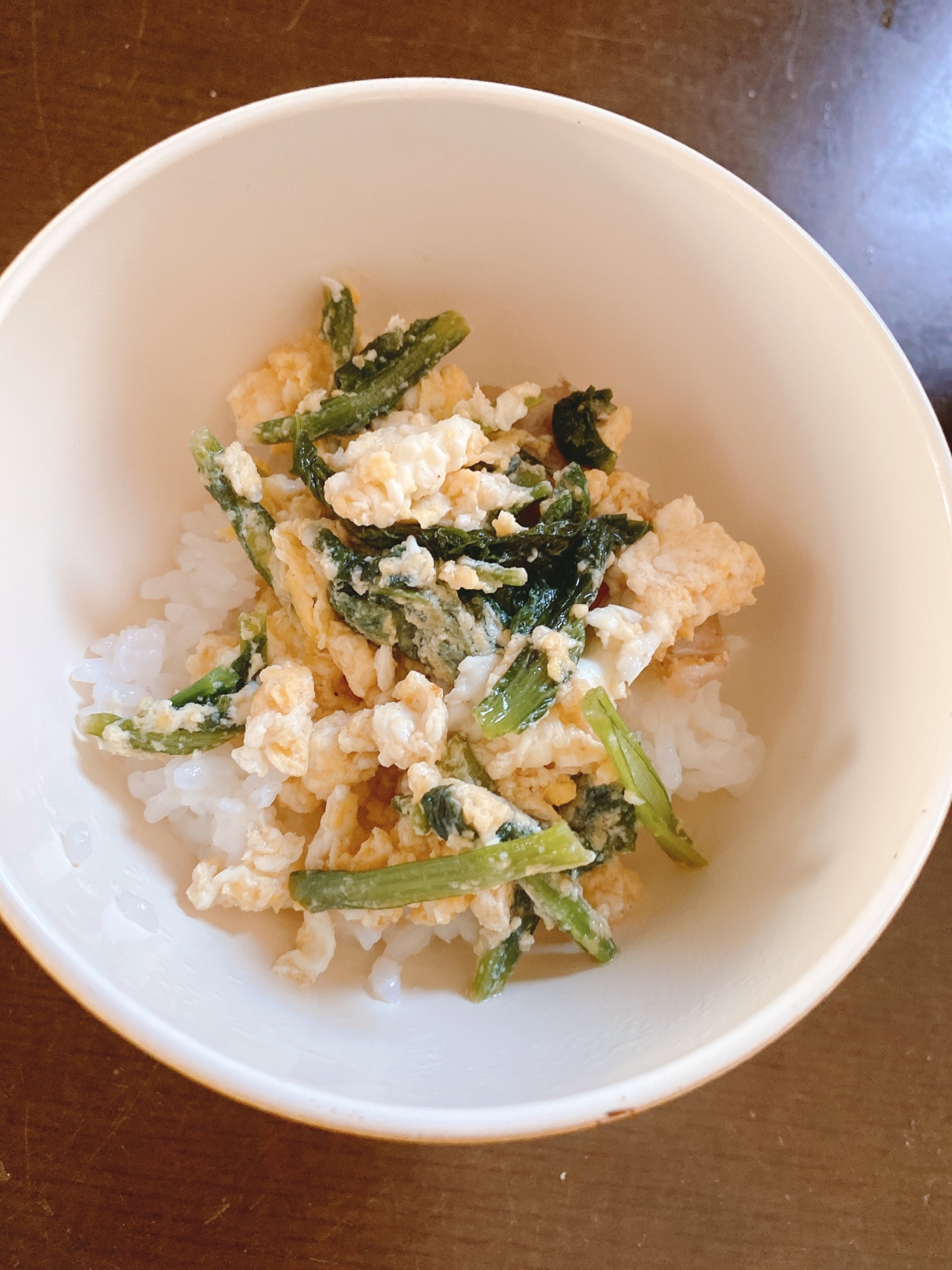 完了食　小松菜と卵丼