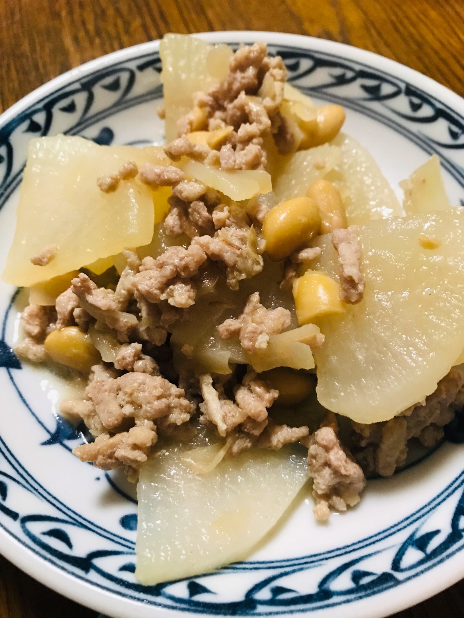 大根とひき肉の煮物