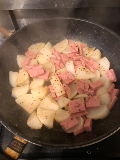 簡単すぎ！カブのブイヨン煮:ポトフ