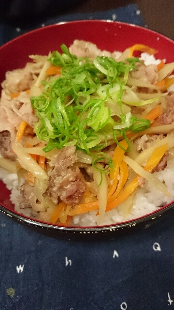 豚肉のごぼう煮丼