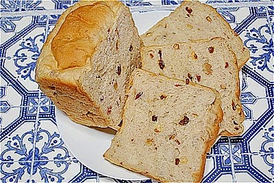 ナッツ＆フルーツ食パン　１００均素材　１斤