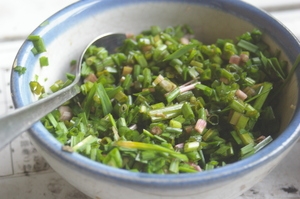 らっきょう葉とニラの醤油漬け レシピ 作り方 By 和土 楽天レシピ らっきょう葉とニラの醤油漬け レシピ 作り方 By 和土 楽天レシピ