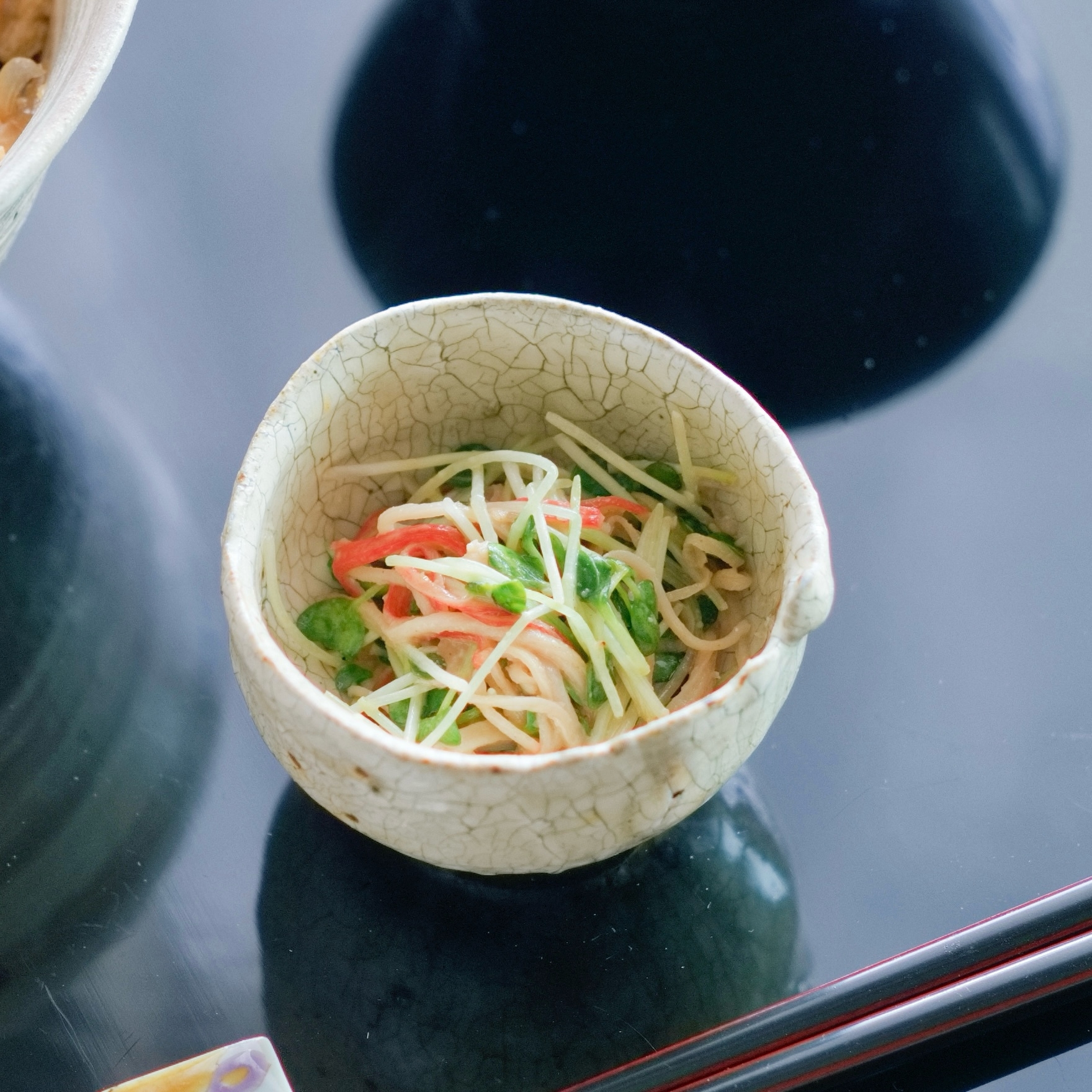 スプラウトとかにかまのごま酢あえ【和食・副菜】