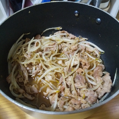 作り置き！塩炒めのもやしと豚肉！