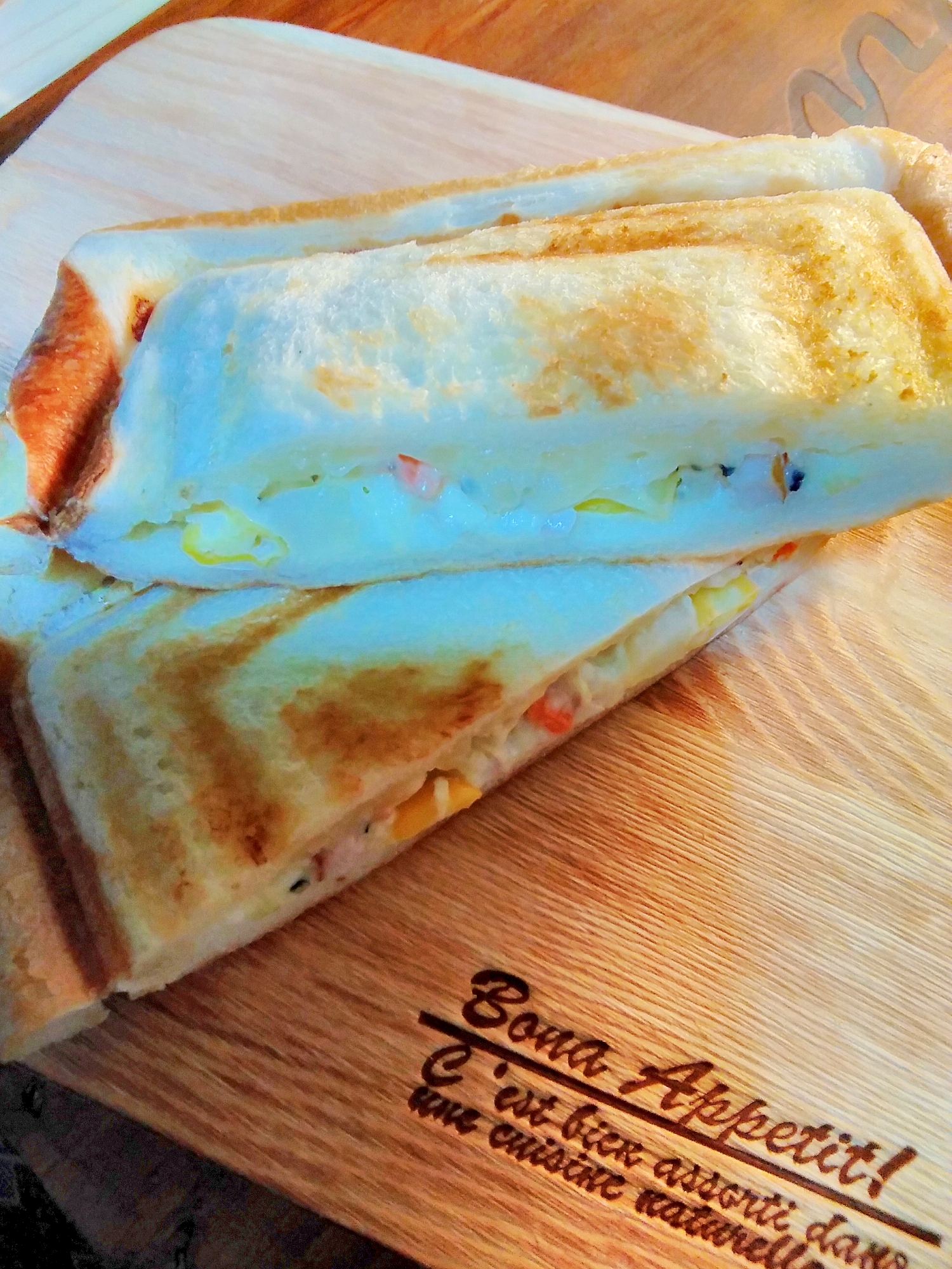 ポテトサラダとチーズのホットサンド