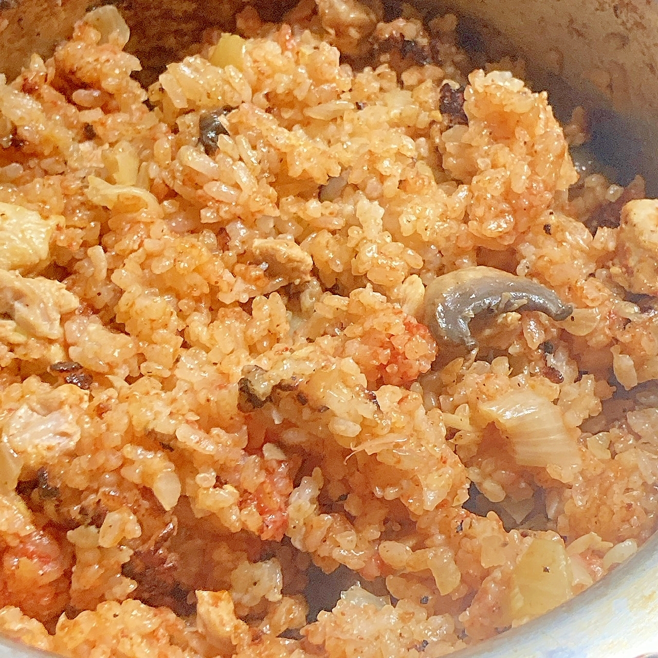 炊飯器でつくる!炊き込みチキンライス