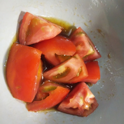 夢シニアさん、こんばんは♪
暑いから冷え冷えトマトにハニーガーリックタレが絡んでとても美味しくいただきました(❁ᴗ͈ˬᴗ͈)♡ごちそうさまです♪