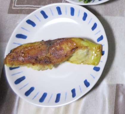 鮭のムニエル（カレー風味）