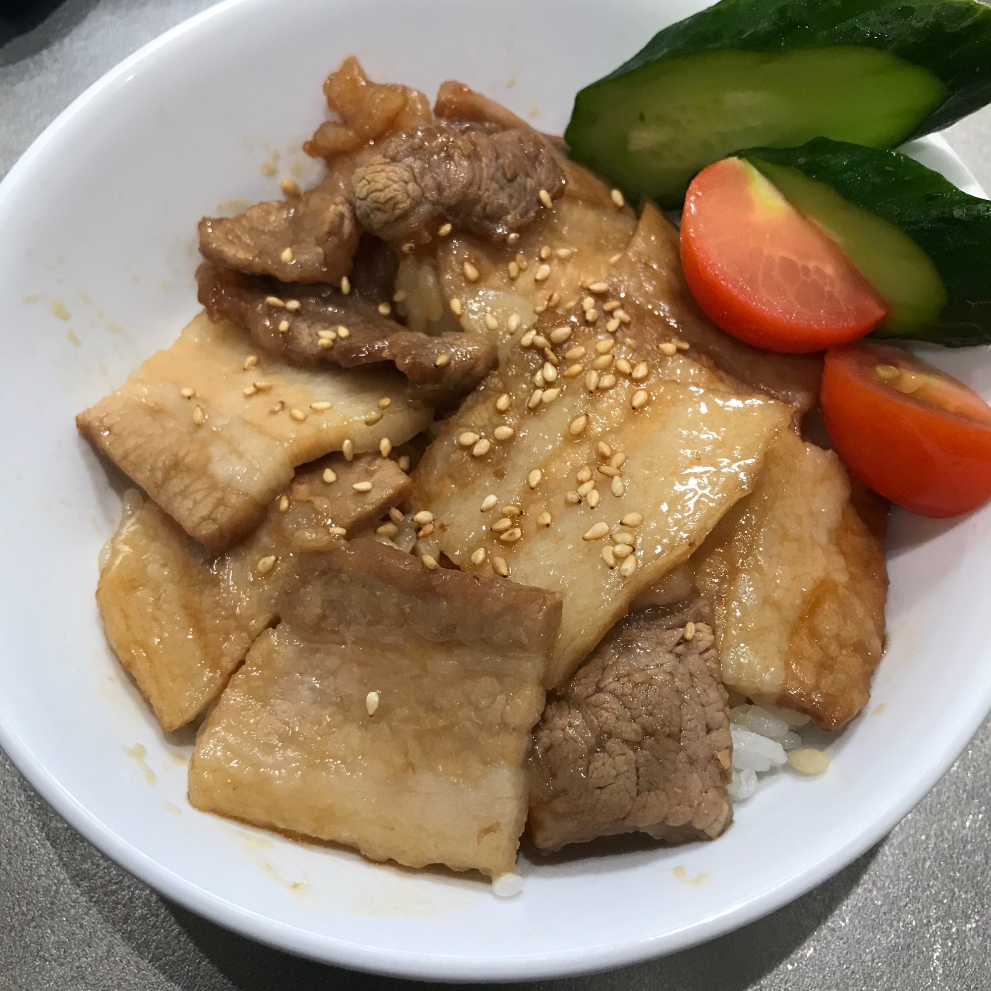 焼肉のタレで！焼肉丼