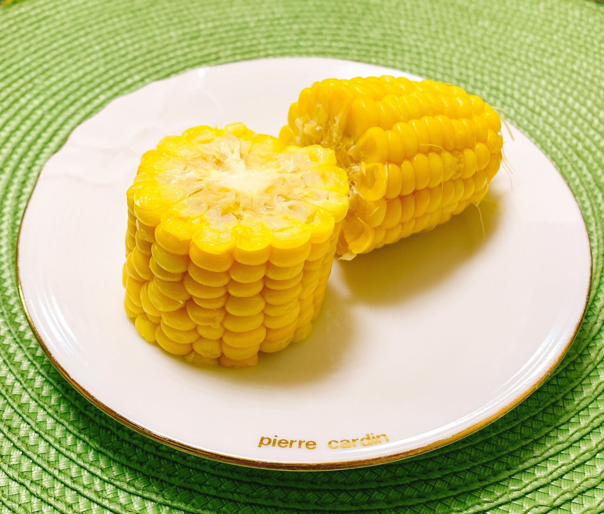 キャンプ 甘味引き出すとうもろこしの茹で方 レシピ 作り方 By Sweet Sweet 楽天レシピ
