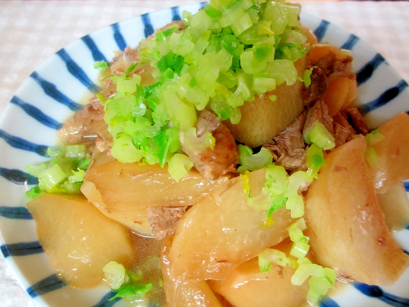 煮豚で大根の煮物