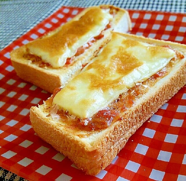 梅味噌マヨトースト レシピ・作り方 by あ-ち0024 - 楽天レシピ