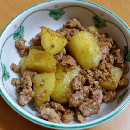 じゃがカレーそぼろ炒め