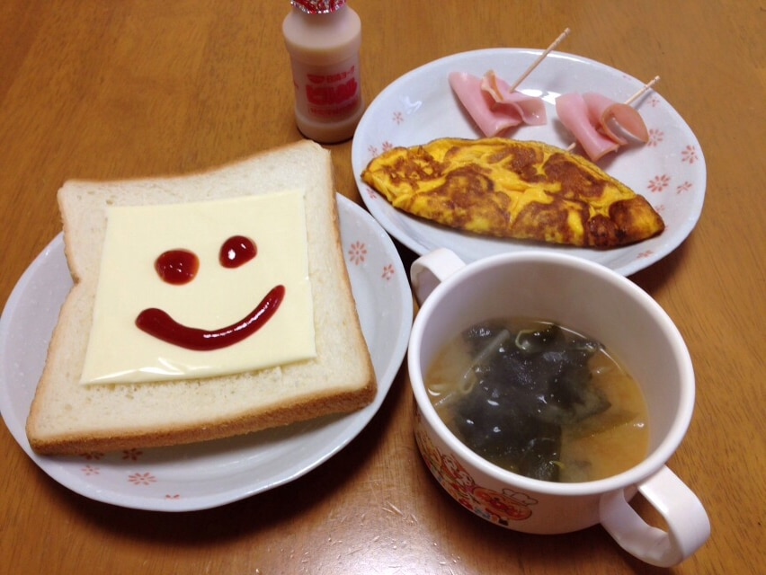 クッション パン  朝ごはんにどうぞ 8082748551f3ad50b33732f3b7c300