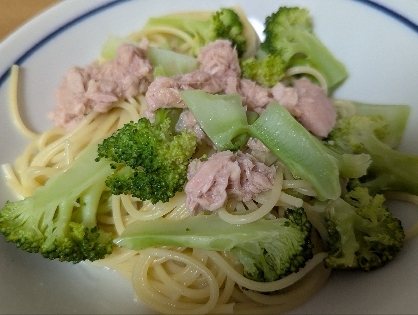 リメイクᕷ*ブロッコリーの葉と茎のツナパスタꕤ୭*