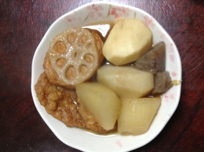 里芋とさつま揚げの煮物 レシピ 作り方 By 2727椿 楽天レシピ