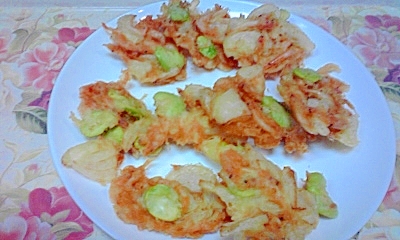 ホクホク 生のそら豆と釜揚げ桜えびのかき揚げ レシピ 作り方 By Ponta634 楽天レシピ