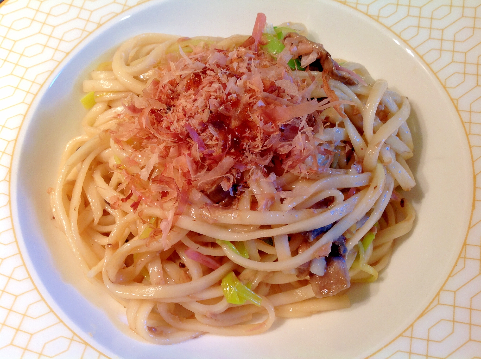 ネギと紅生姜とマッシュルームの焼うどん