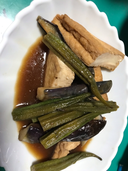 厚揚げ豆腐も一緒にボリュームアップで作ってみました(^^)
ナスうまい！と息子に好評でした！