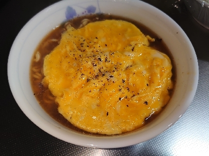 インスタントラーメンに卵は合いますね♪ごっつぁんでしたm(__)m