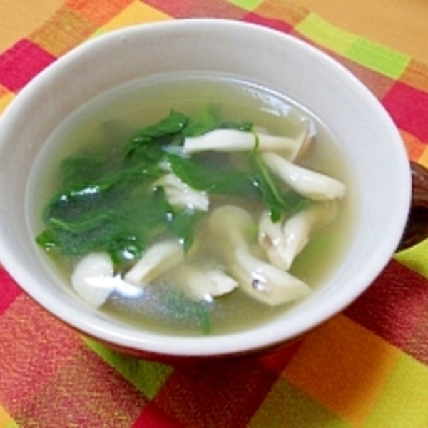ダシダで しめじとほうれん草のスープ レシピ 作り方 By Panda Chan 楽天レシピ ダシダで しめじとほうれん草のスープ レシピ 作り方 By Panda Chan 楽天レシピ