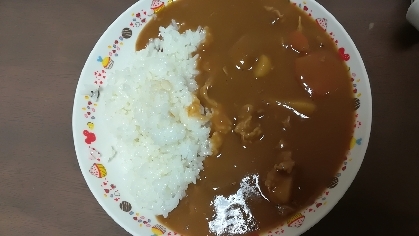 小学校一年の息子が、辛いとも言わず、中辛をペロッと食べました