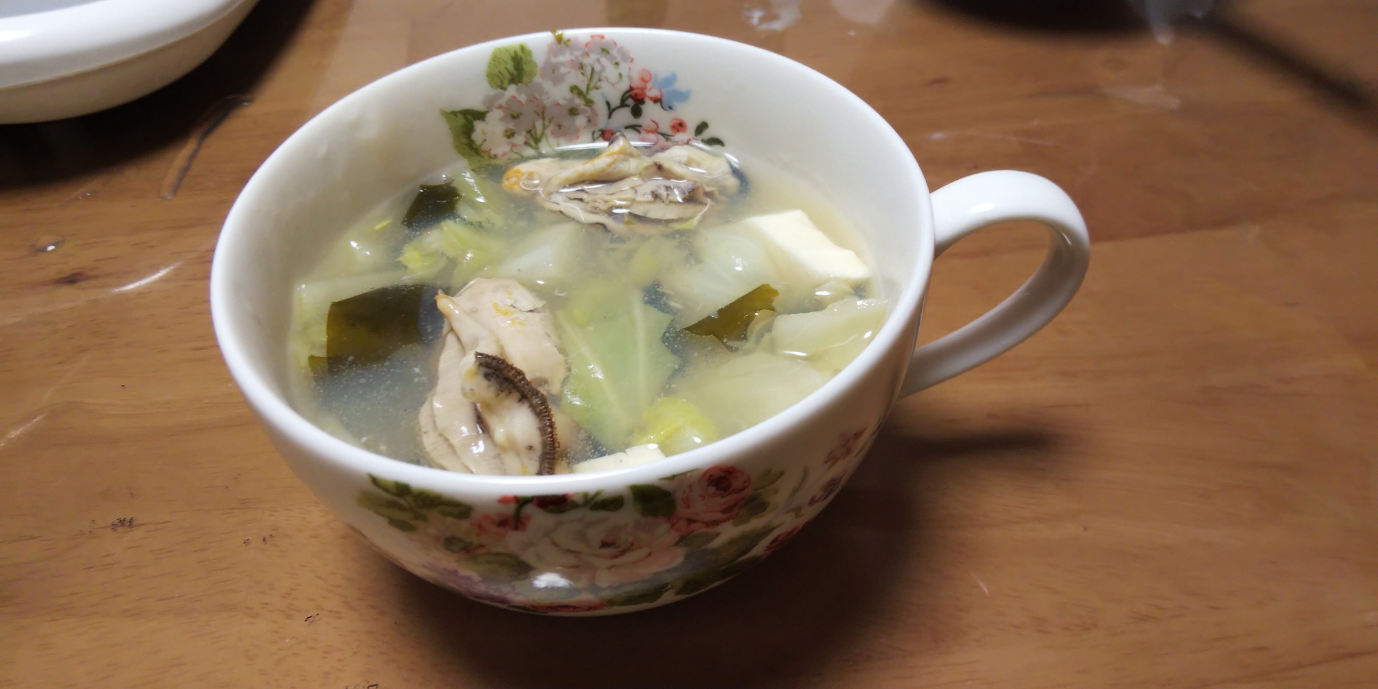 牡蠣と大根のコンソメスープ