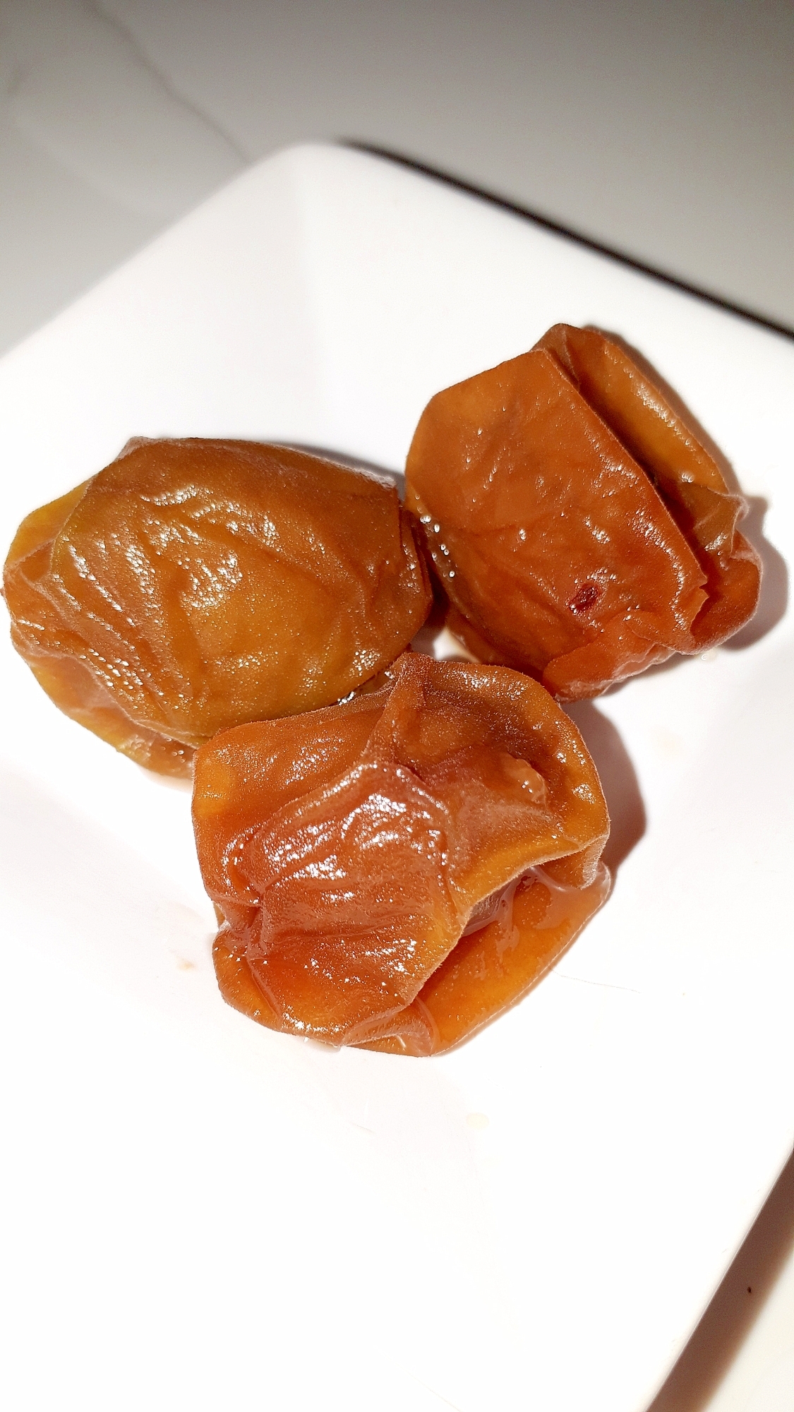 煮るだけ！梅シロップの梅を再利用。梅の甘露煮