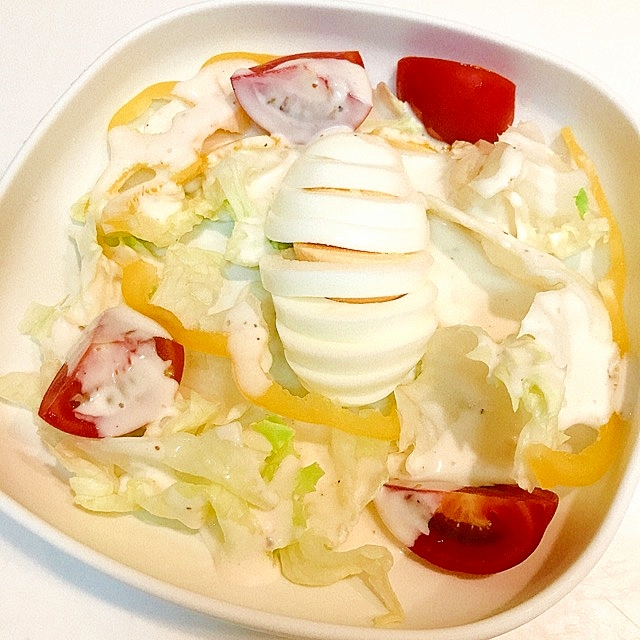 レタスとパプリカとトマトの 簡単卵サラダ レシピ 作り方 By だだちゃまめごはん 楽天レシピ レタスとパプリカとトマトの 簡単卵サラダ レシピ 作り方 By だだちゃまめごはん 楽天レシピ