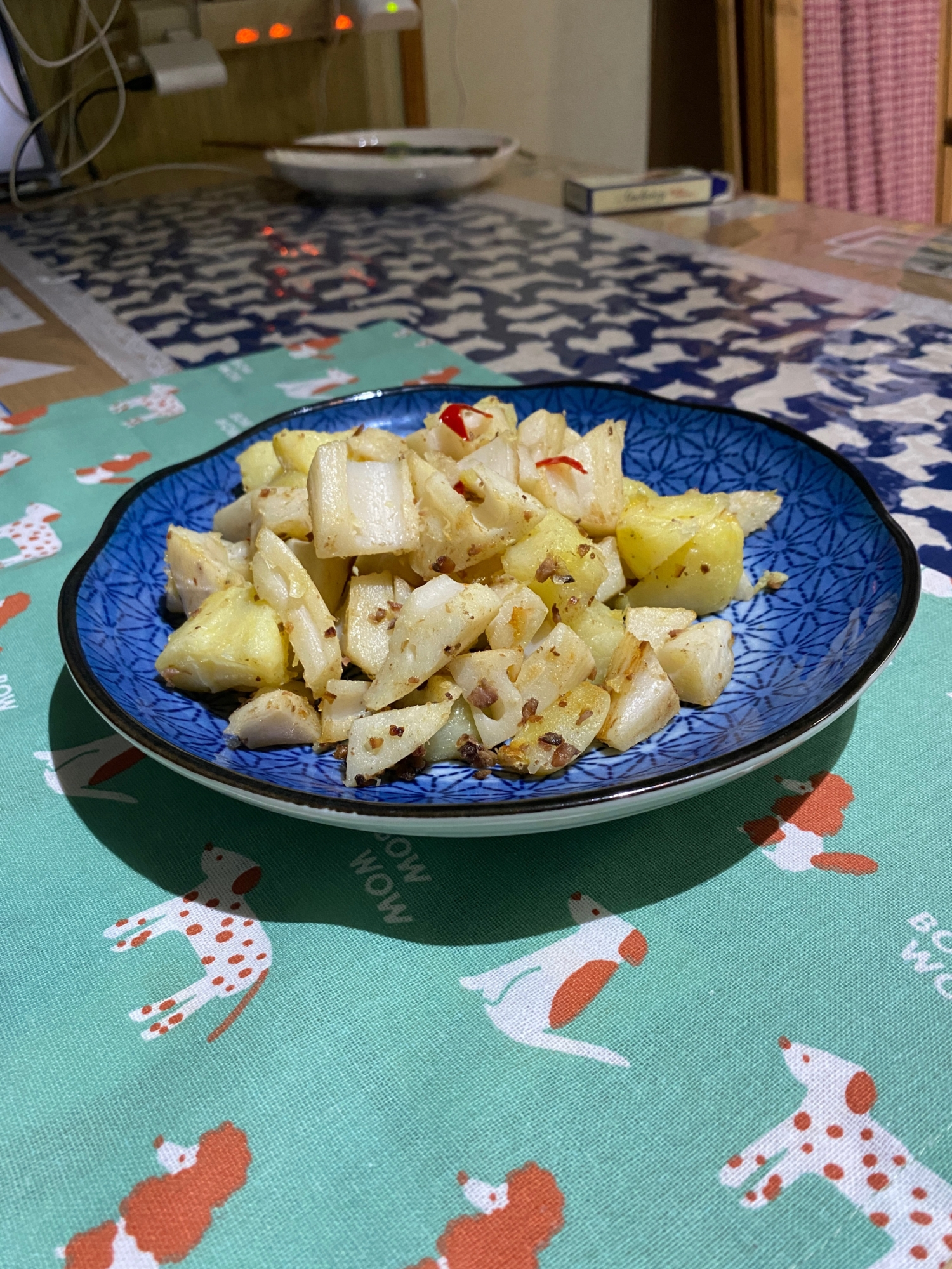 アンチョビ缶詰で簡単！じゃがれんおつまみ