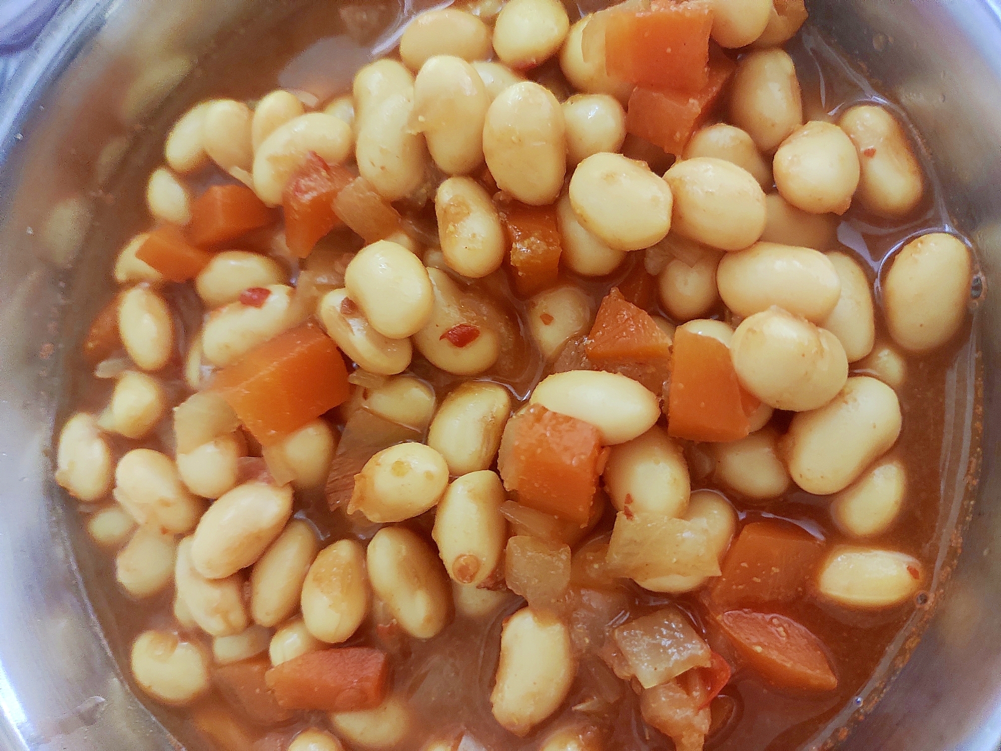 ピリ辛大豆と野菜のスパイス煮