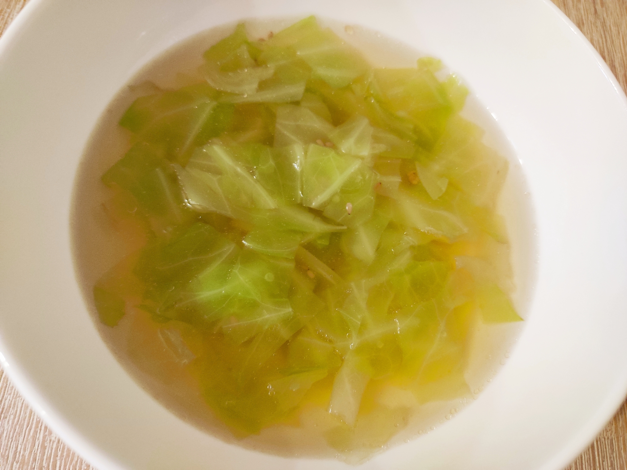 簡単☆ざく切りキャベツの中華スープ
