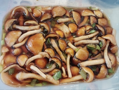 くせになるなる！レンジでなめこの常備菜