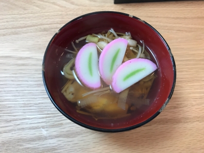 余ったお節で！筑前煮の鶏ももと金時人参煮入お雑煮♡