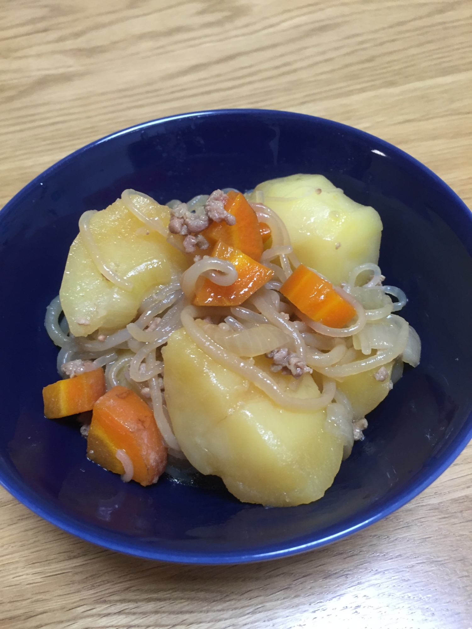 豚ひき肉と糸こんにゃくで節約肉じゃが