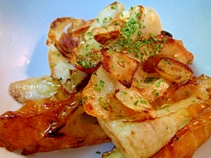 フライドガーリックの香り♪ちくわのペペロンチーノ