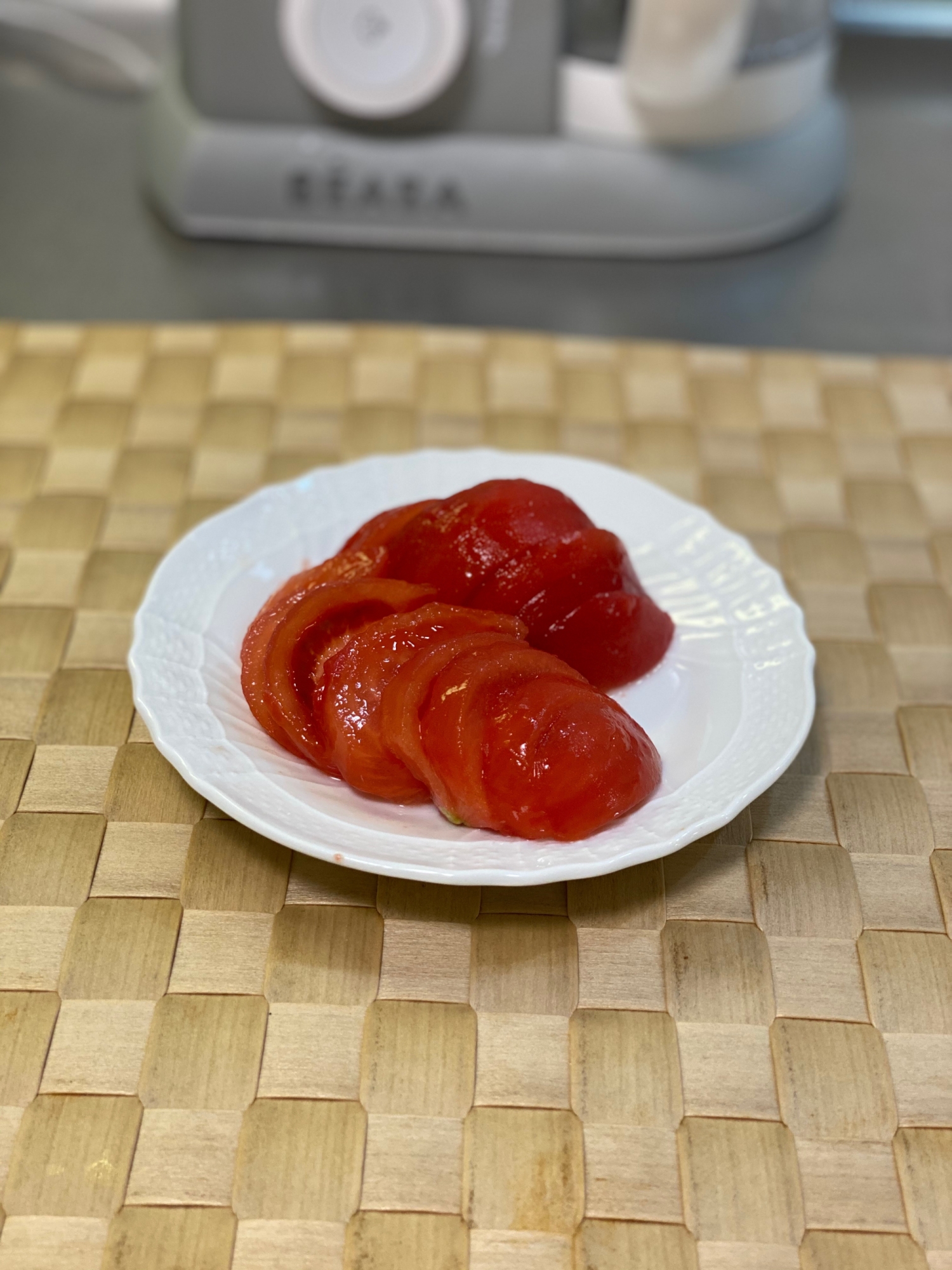 トマト　湯むき　BEABA 瞬間蒸し野菜
